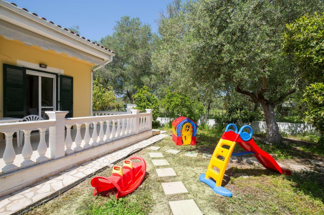 Kariá Holiday Home Lefkímmi Exterior foto